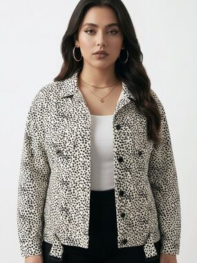 KAYCEE | Oversized Ivory & Black Animal Spotted Jean Jacket Women’s Size Medium